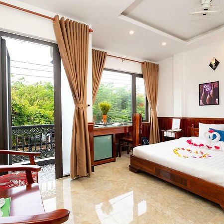 Family Hotel Hoi An Exterior photo